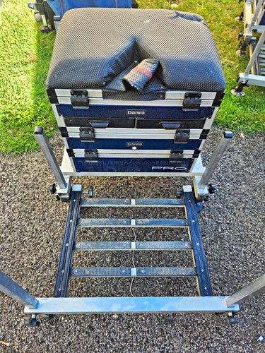 Daiwa tournament pro - tournament, box