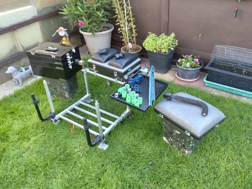 Matchbox pyramid seat box - pyramid, with